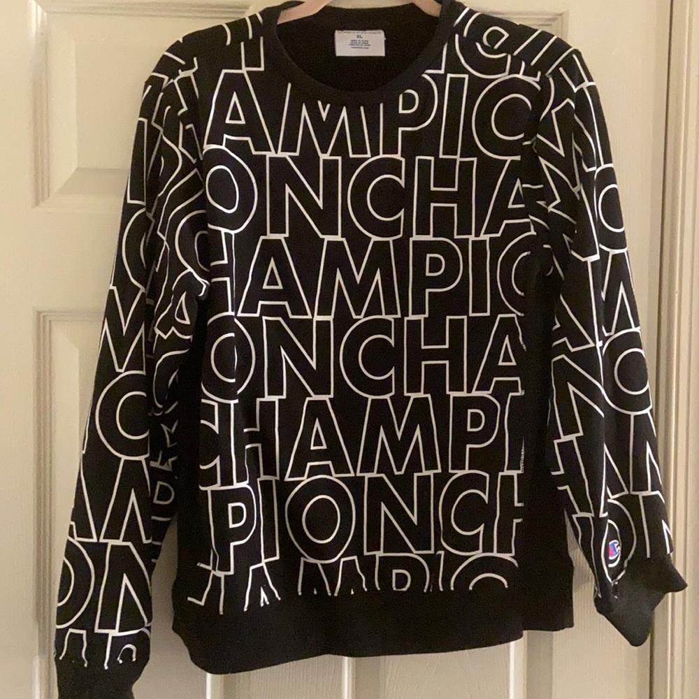 Graphic Champion Sweatshirt